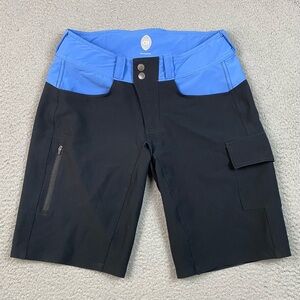 Club Ride Shorts Women's Size XS Black Cargo Cycling Performance Stretch EUC